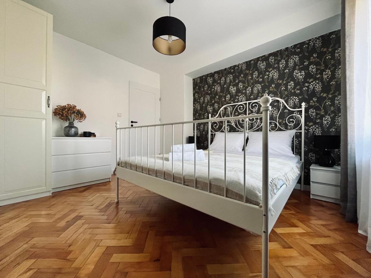 Apartament Dana Browna Jelenia Góra Eksteriør billede