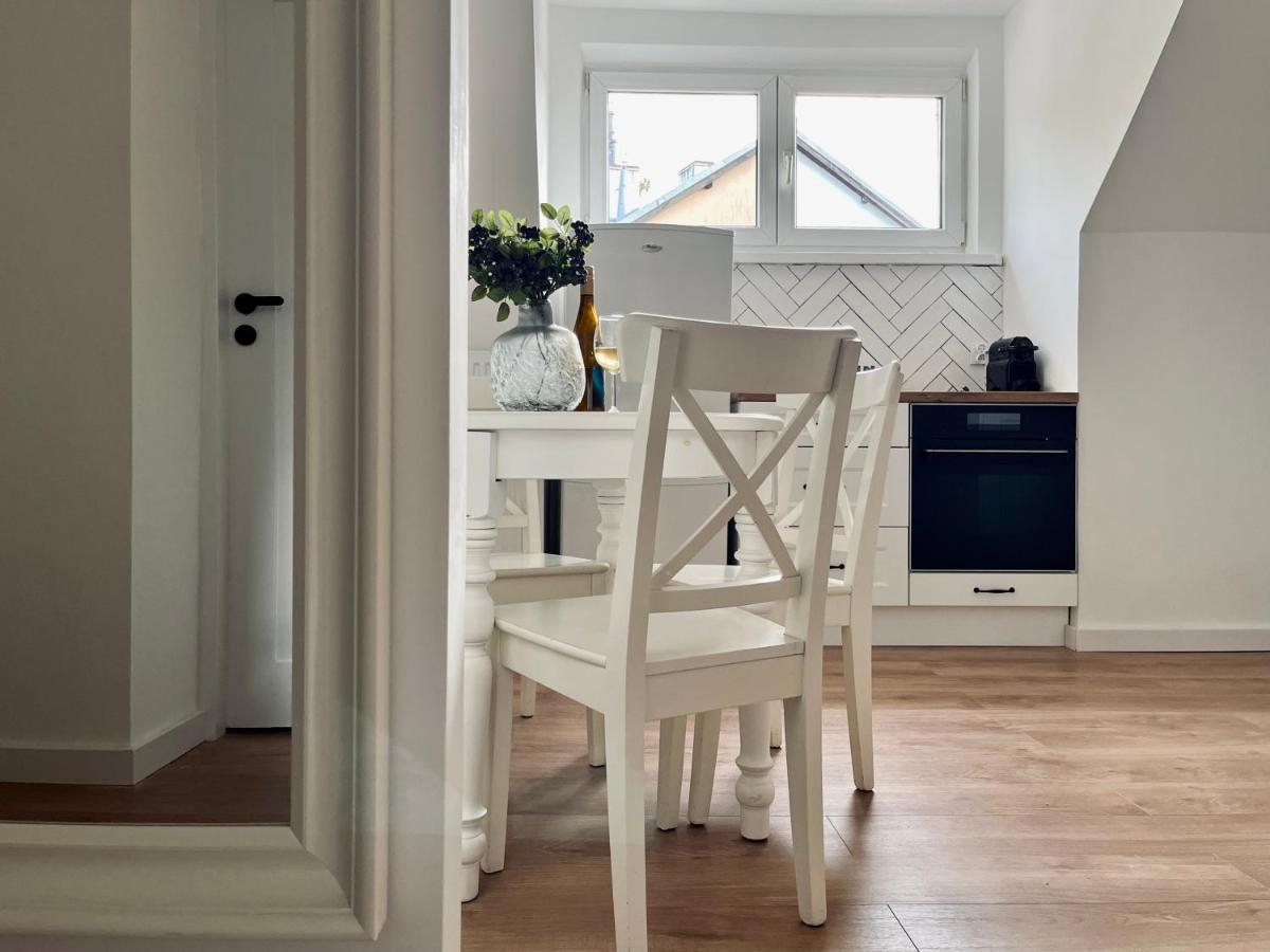 Apartament Dana Browna Jelenia Góra Eksteriør billede